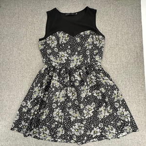Eric + Lani Floral Dress Fit‎ & Flare Black Gray Sleeveless Large Juniors Lined